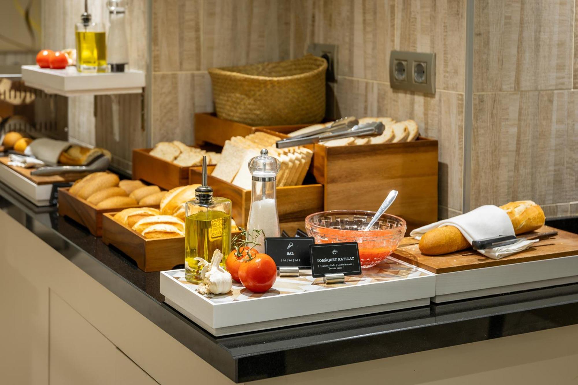 Hotel Lyon Barselona Dış mekan fotoğraf